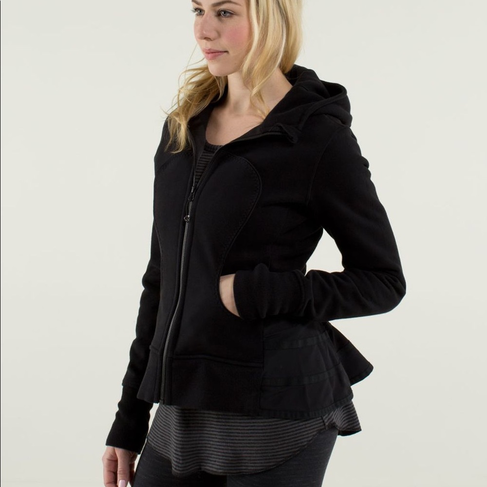 RARE LULULEMON SE Hiver 2013 Ruffled Up Scuba Hoodie